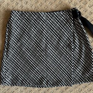 NWT SPANX Black and White Plaid Mini Wrap Ponte Skirt Skort Sz M
